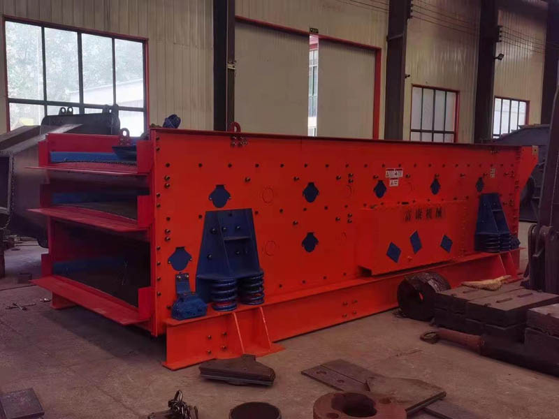 振動(dòng)篩.jpg 振動(dòng)篩.jpg